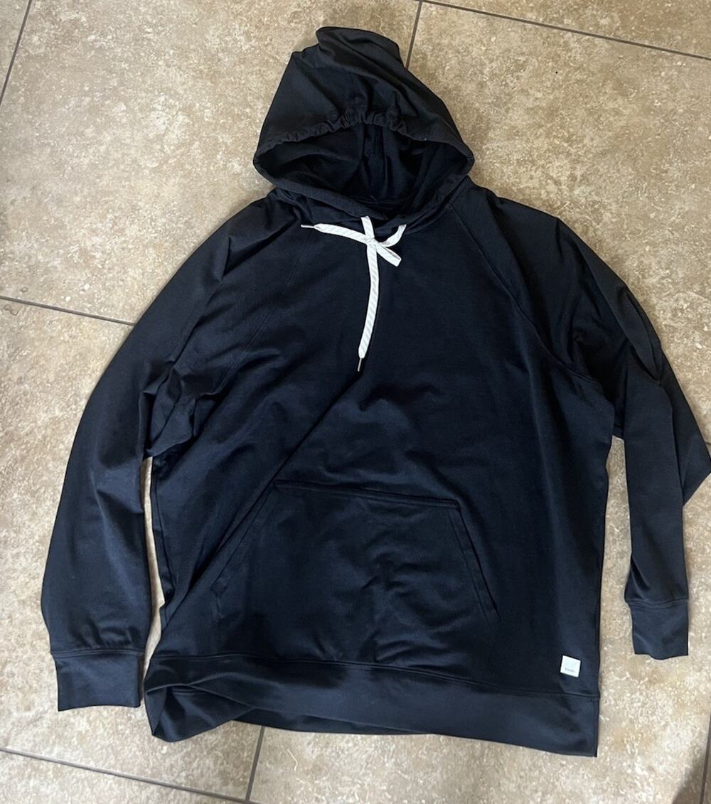 Vuori Halo Oversized Hoodie Black Women’s Size Medium EUC